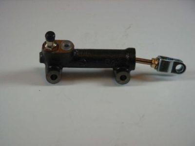 AISIN QM-015 - Cylindre émetteur, embrayage droxauto.com