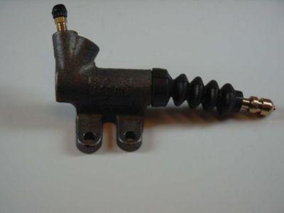 AISIN RZ-001 - Cylindre récepteur, embrayage droxauto.com