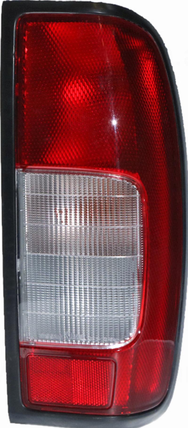 Auto Parts Group NNE-21045RHG - Feu arrière droxauto.com