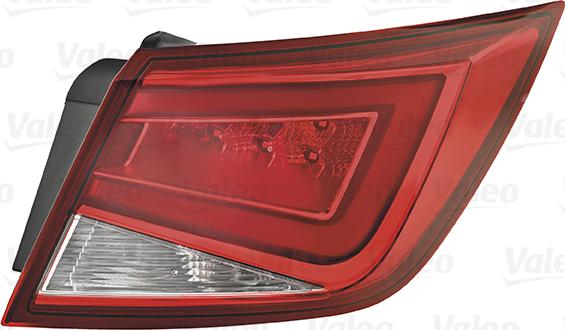 BINDER 5677,643,4 - Feu arrière droxauto.com