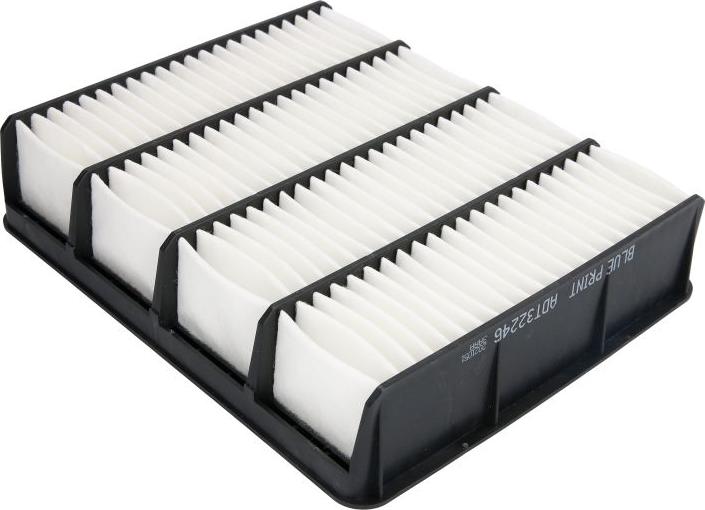 Blue Print ADT32246 - Filtre à air droxauto.com