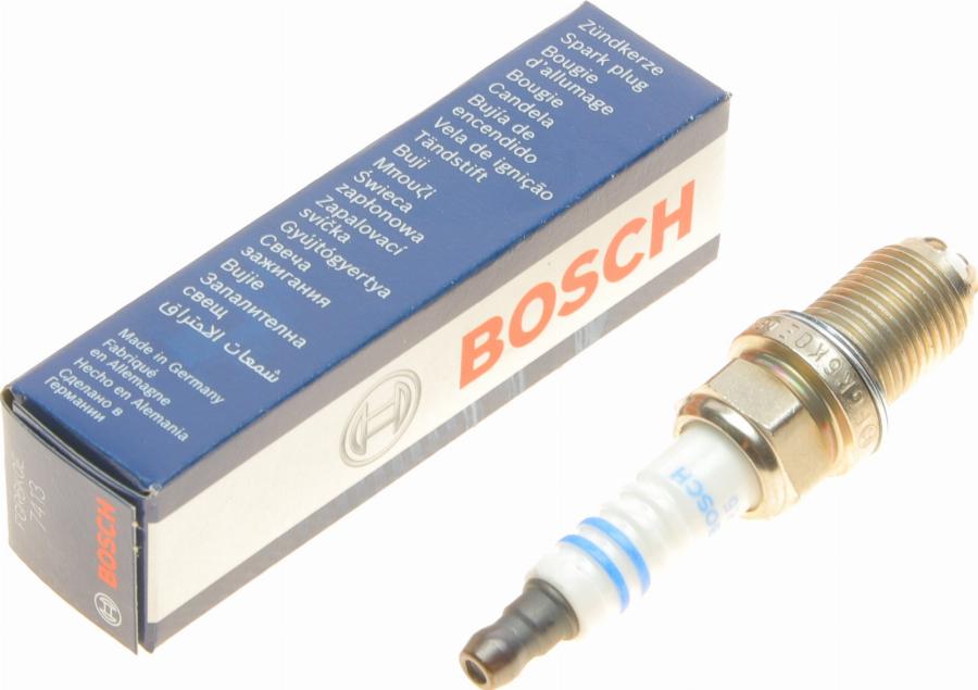 BOSCH 0 242 240 587 - Bougie d'allumage droxauto.com