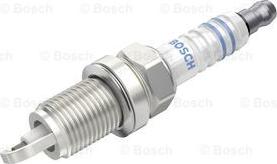 BOSCH 0 242 225 537 - Bougie d'allumage droxauto.com