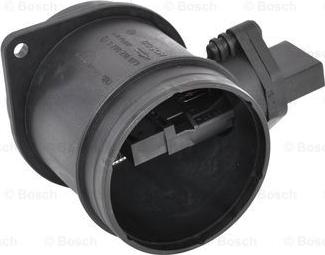 BOSCH 0 280 218 073 - Débitmètre de masse d'air droxauto.com