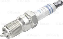 BOSCH F 000 KE0 P08 - Bougie d'allumage droxauto.com