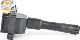 BSG BSG 15-835-004 - Bobine d'allumage droxauto.com