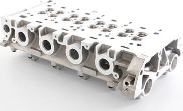 BSG BSG 75-110-003 - Culasse de cylindre droxauto.com