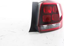 BSG BSG 75-805-063 - Feu arrière droxauto.com