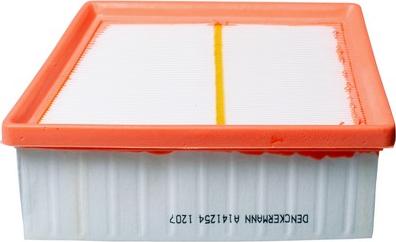 Denckermann A141254 - Filtre à air droxauto.com