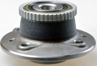 Denckermann W413495 - Kit de roulements de roue droxauto.com