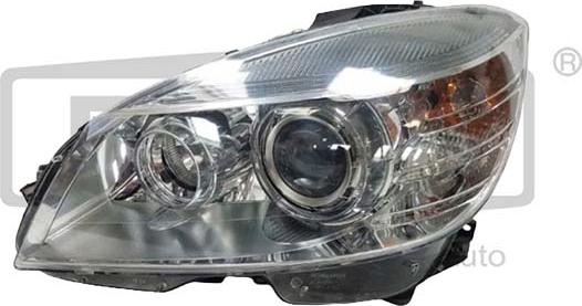 DPA 99960102 - Feu arrière droxauto.com