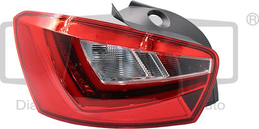 DPA 99451784702 - Feu arrière droxauto.com