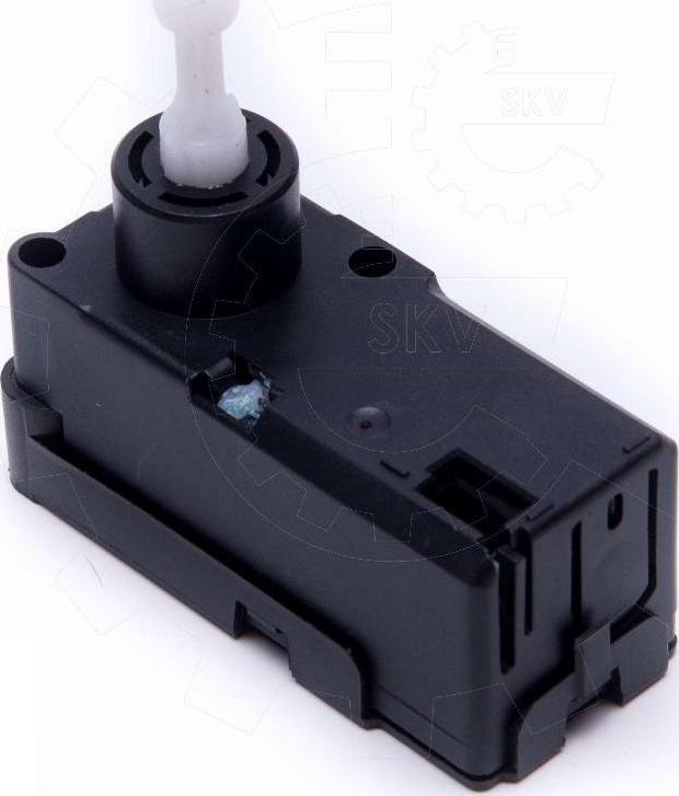 Esen SKV 96SKV941 - Correcteur, portée lumineuse droxauto.com