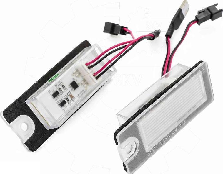 Esen SKV 72SKV542 - Feu éclaireur de plaque droxauto.com