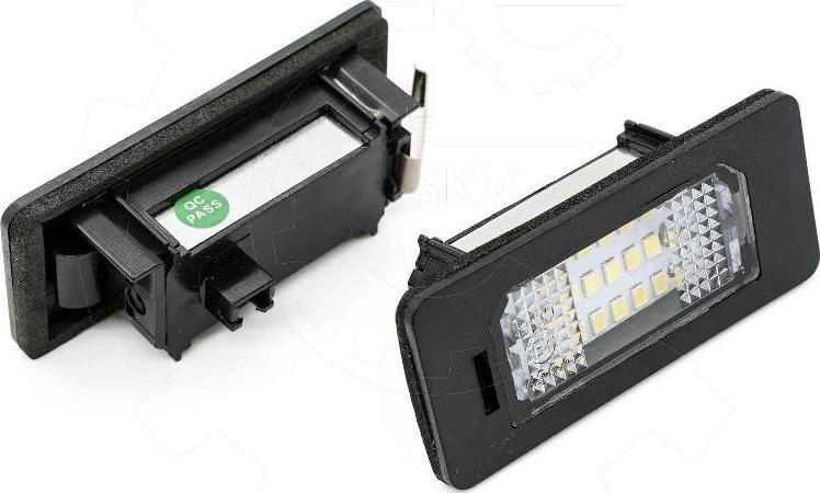 Esen SKV 72SKV513 - Feu éclaireur de plaque droxauto.com