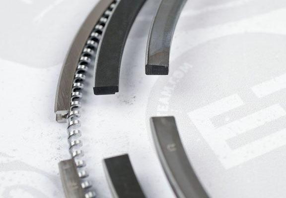 ET Engineteam R4001400 - Jeu de segments de pistons droxauto.com