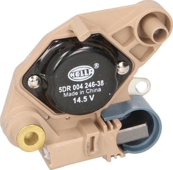 HELLA 5DR 004 246-381 - Régulateur d'alternateur droxauto.com