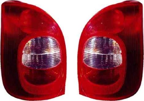Iparlux 16226032 - Feu arrière droxauto.com