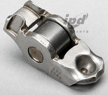 IPD 45-4268 - Culbuteur, distribution droxauto.com