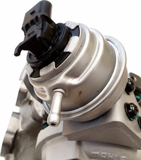 MAHLE 030 TC 19515 000 - Turbocompresseur, suralimentation droxauto.com