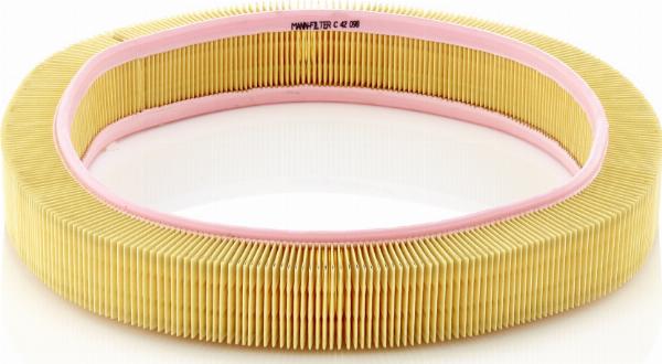 Mann-Filter C 42 098 - Filtre à air droxauto.com