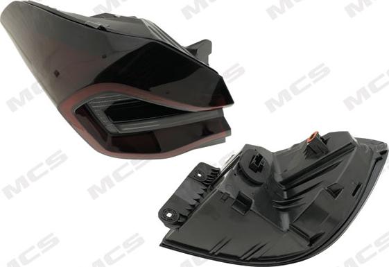 MCS 322523 - Feu arrière droxauto.com