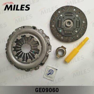 Miles GE09060 - Kit d'embrayage droxauto.com