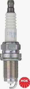 NGK 6774 - Bougie d'allumage droxauto.com