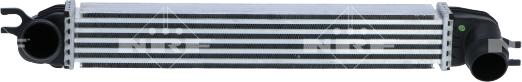 NRF 30939 - Intercooler, échangeur droxauto.com