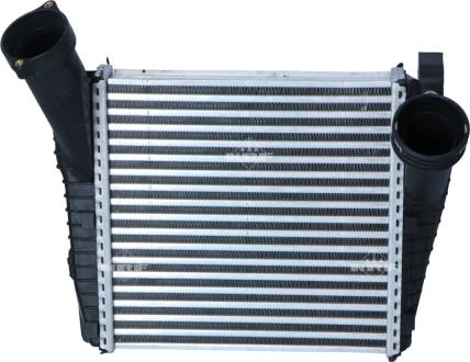 NRF 30286 - Intercooler, échangeur droxauto.com