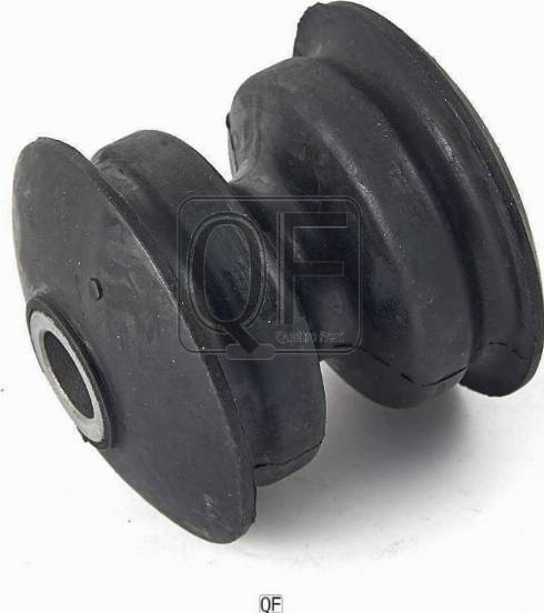 Quattro Freni QF24D00025 - Douille de palier, bras transversal droxauto.com