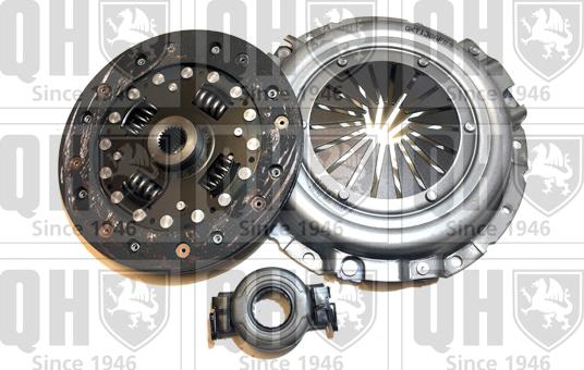 Quinton Hazell QKT138AF - Kit d'embrayage droxauto.com