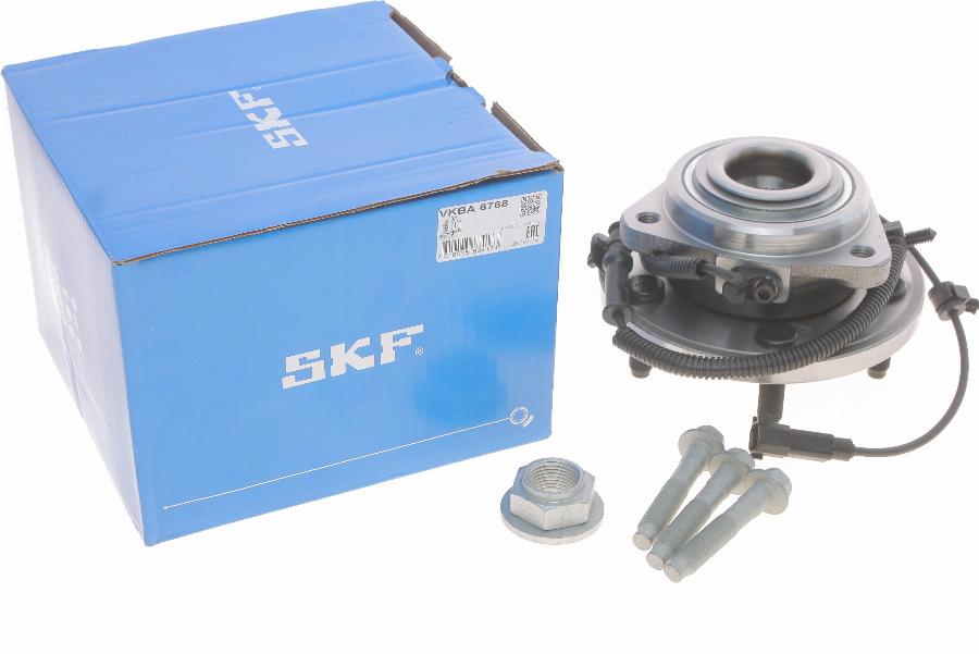 SKF VKBA 6768 - Kit de roulements de roue droxauto.com