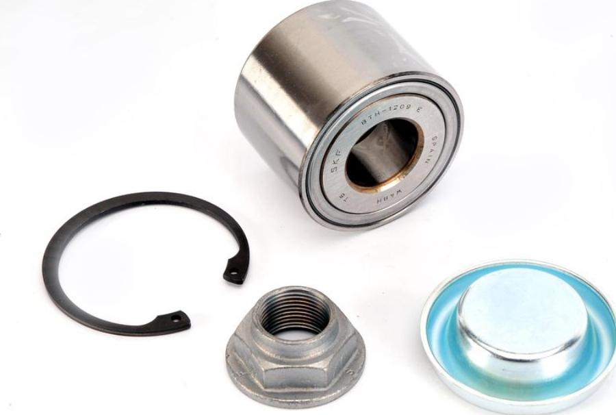 SKF VKBA 3680 - Kit de roulements de roue droxauto.com