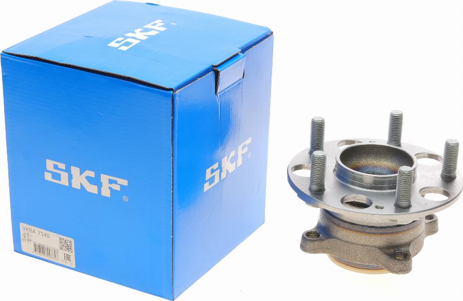 SKF VKBA 7540 - Kit de roulements de roue droxauto.com