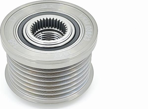 SKF VKM 03623 - Poulie, alternateur droxauto.com