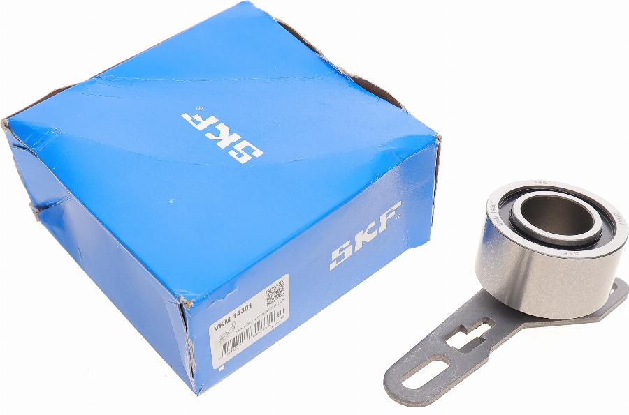 SKF VKM 14301 - Poulie-tendeur, courroie de distribution droxauto.com