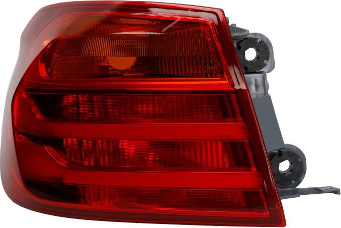 TYC 11-6866-16-9 - Feu arrière droxauto.com