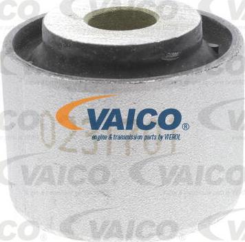 VAICO V30-2777 - Suspension, bras de liaison droxauto.com