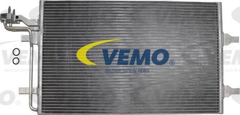 Vemo V95-62-0015 - Condensateur, climatisation droxauto.com