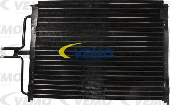 Vemo V46-62-0008 - Condensateur, climatisation droxauto.com