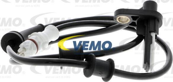 Vemo V46-72-0151 - Capteur, vitesse de roue droxauto.com