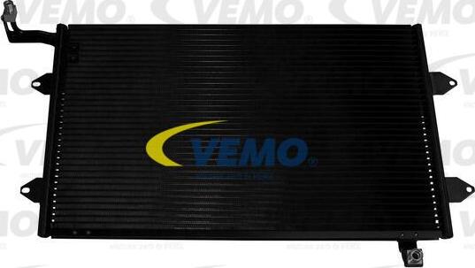 Vemo V15-62-1004 - Condensateur, climatisation droxauto.com