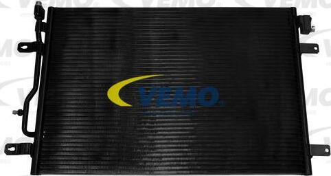 Vemo V15-62-1010 - Condensateur, climatisation droxauto.com