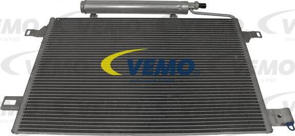Vemo V15-62-1032 - Condensateur, climatisation droxauto.com
