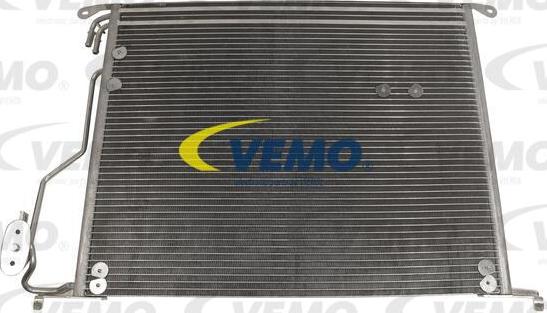 Vemo V30-62-1029 - Condensateur, climatisation droxauto.com