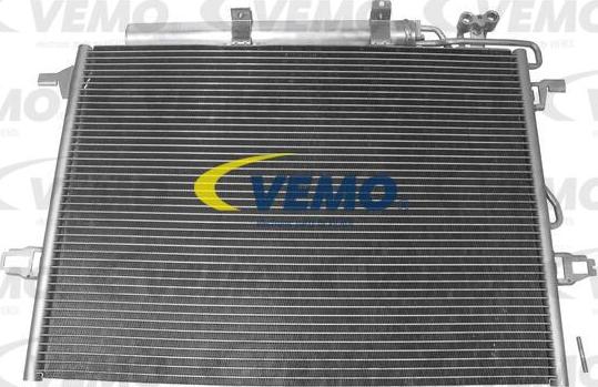 Vemo V30-62-1027 - Condensateur, climatisation droxauto.com