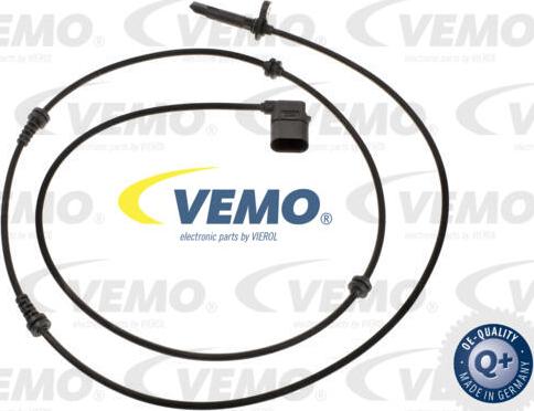 Vemo V30-72-0899 - Capteur, vitesse de roue droxauto.com