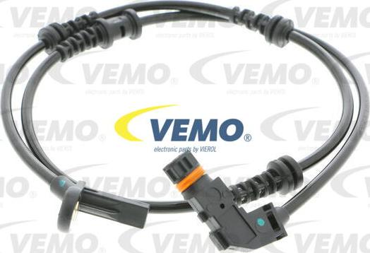 Vemo V30-72-0775 - Capteur, vitesse de roue droxauto.com