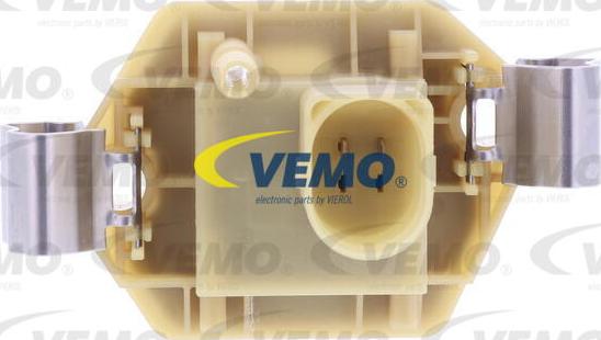 Vemo V25-73-0132 - Contacteur, feu de recul droxauto.com
